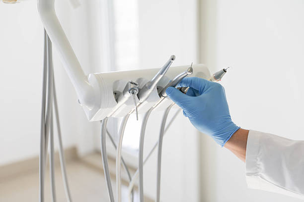 24/7 Emergency Dental Implants experts in Beverly, MA